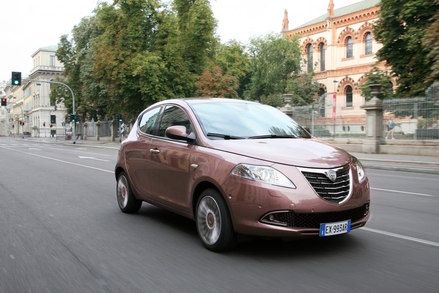  Lancia Ypsilon ELLE (846) 2014 года  (фото 17 из 34)